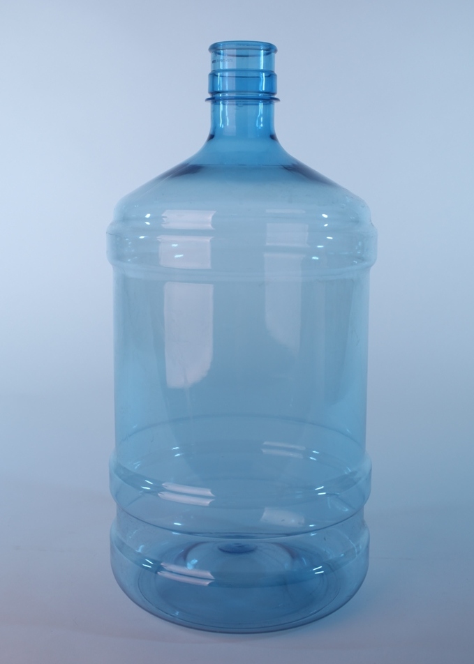 Купить пэт цена. Бутыль 10л ПЭТ 4630057. ПЭТ бутылка 10 л. Бутыль ПЭТ 18,9л (1 сорт) без крышки е/п. ПЭТ-бутыль 10л голубая.